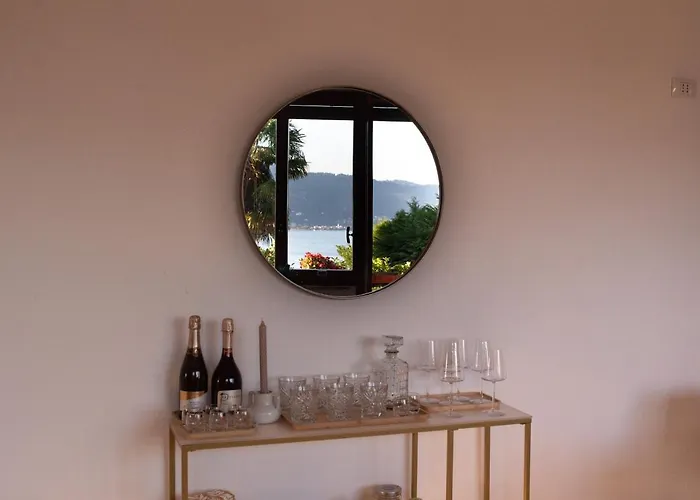 דירה Two Gardens View