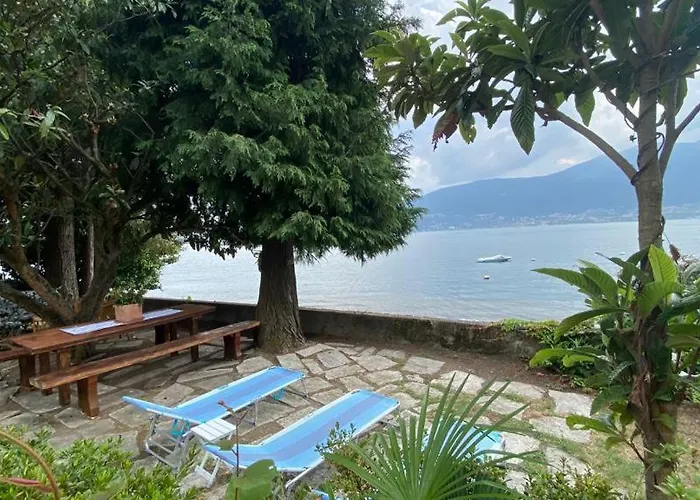 Two Gardens Lake View Apartment * Verbania